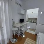 Casa Di Sofia Vicino Ospedale E Grotte ゲストハウス 3*