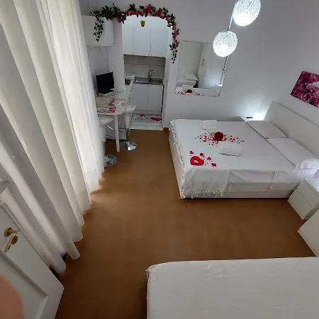 Casa de hóspedes Casa Di Sofia Vicino Ospedale E Grotte 3*