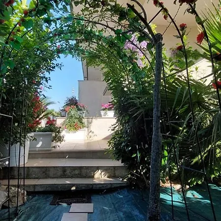 بيت ضيافة Casa Di Sofia كاستيلانا غروتي