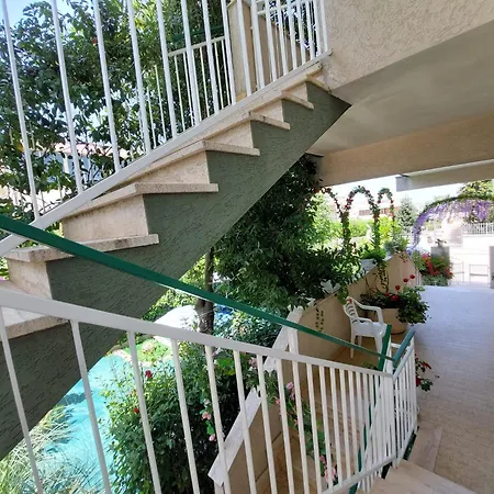 Casa de hóspedes Casa Di Sofia Vicino Ospedale E Grotte 3*